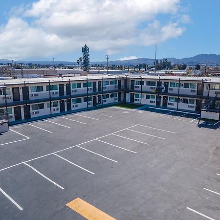 Inland Inn & Suites San Bernardino Eksteriør billede