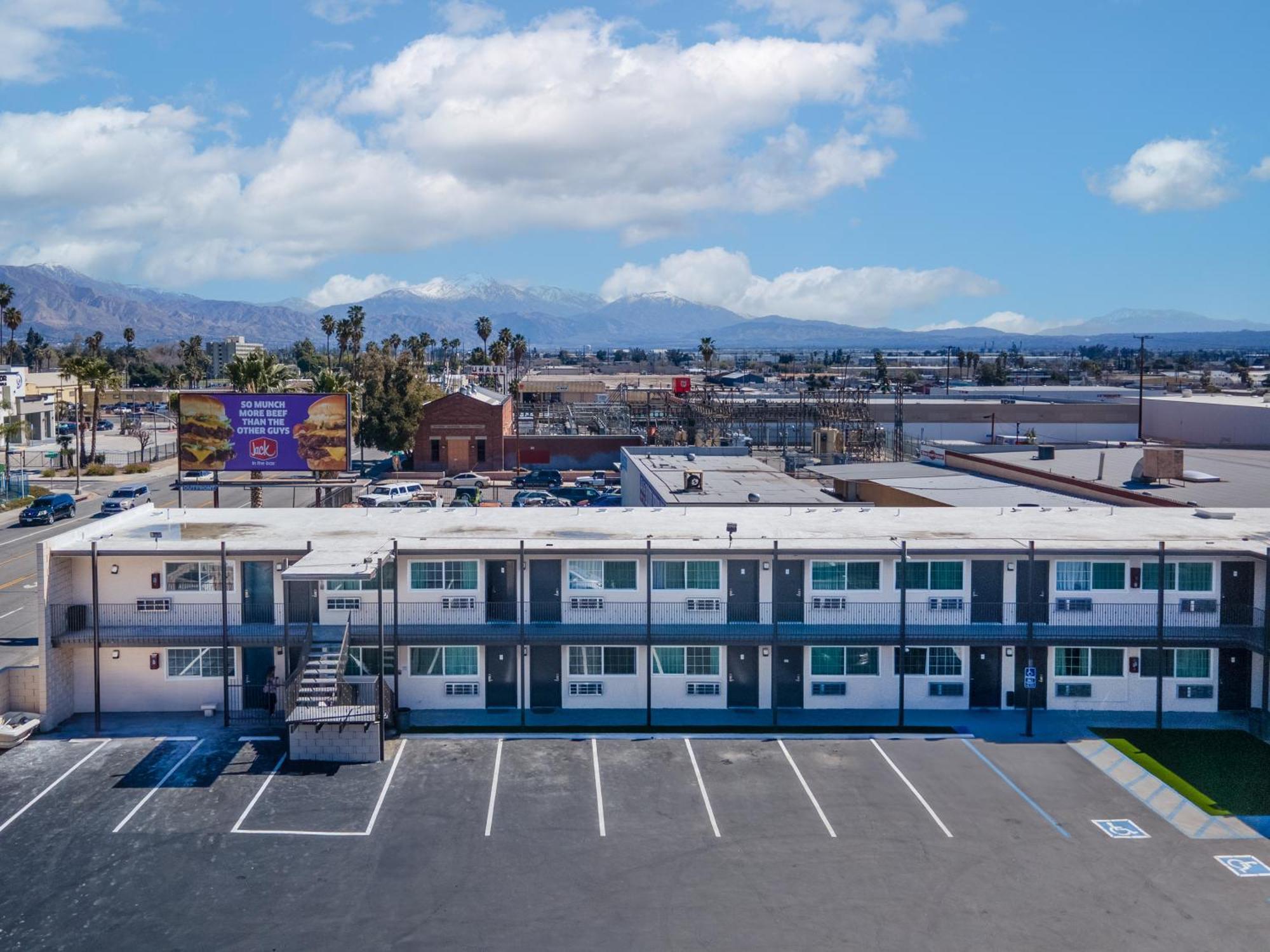 Inland Inn & Suites San Bernardino Eksteriør billede